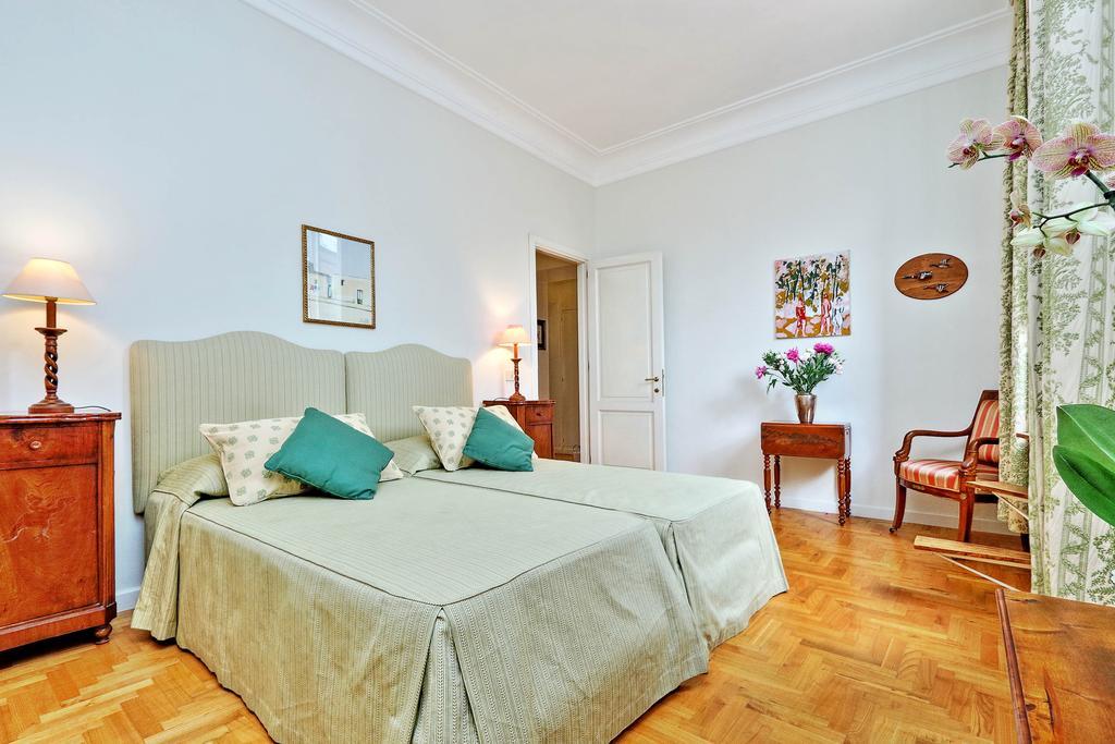 Al Corso 4 3* Rome